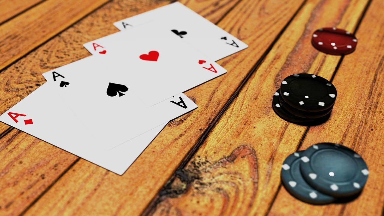 The iGaming Edge: How Smart Players Approach Casino, Betting, Slots & Poker
